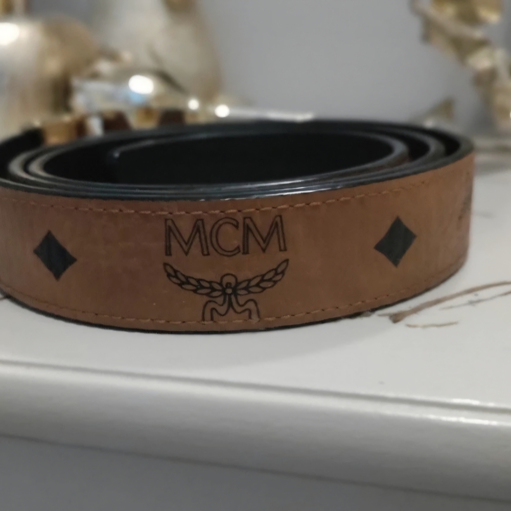 MCM (Unisex) Claus Monogram Reversible Logo Belt Black/ Cognac Brown - Picture 6 of 11